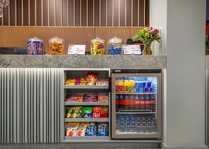 Hampton By Hilton Airport ホテル ヴロツワフ