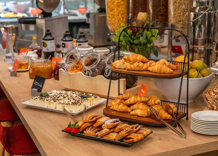 Hampton By Hilton Airport ホテル ヴロツワフ