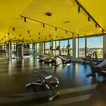 Otel Hampton By Hilton Airport