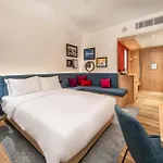 Hampton By Hilton Airport Otel