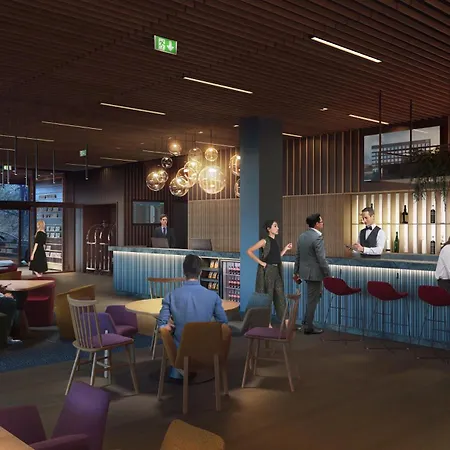 Hampton By Hilton Airport Hotel